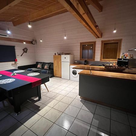 Chalet Des Anges Youx Extérieur photo